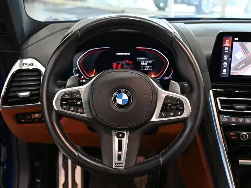 2023 BMW 8 серии с пробегом 62 989 км