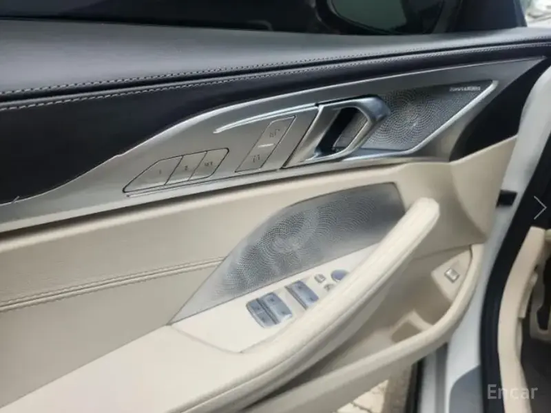 2025 BMW 8 серии с пробегом 20 910 км