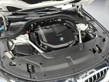 2022 BMW 6 серии с пробегом 153 171 км