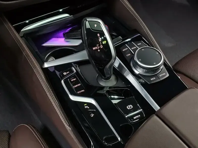2022 BMW 6 серии с пробегом 153 171 км