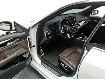 2022 BMW 6 серии с пробегом 153 171 км