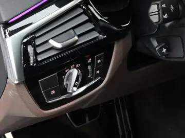 2022 BMW 6 серии с пробегом 153 171 км