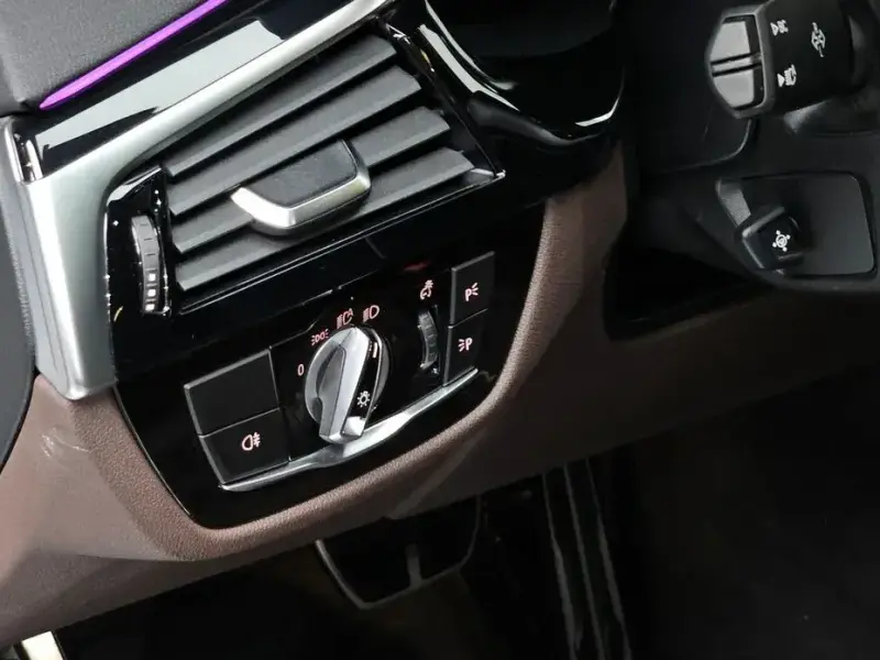 2022 BMW 6 серии с пробегом 153 171 км