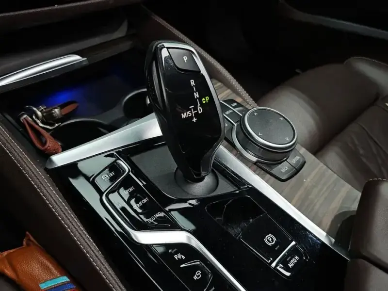 2021 BMW 6 серии с пробегом 125 855 км