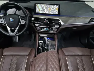 2023 BMW 6 серии с пробегом 74 259 км