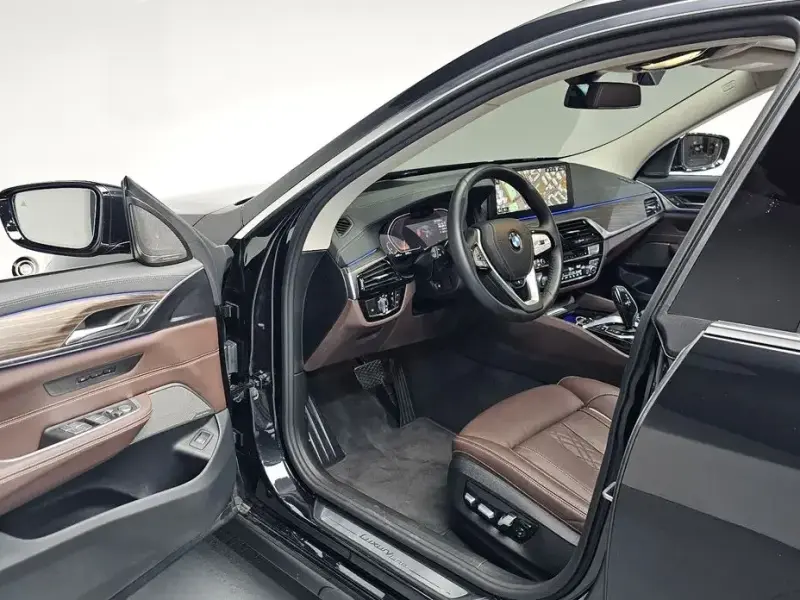 2023 BMW 6 серии с пробегом 74 259 км
