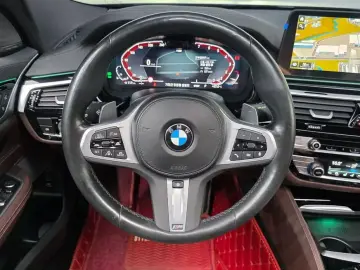 2023 BMW 6 серии с пробегом 69 917 км