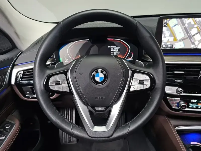 2023 BMW 6 серии с пробегом 74 259 км