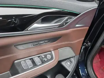 2023 BMW 6 серии с пробегом 69 917 км