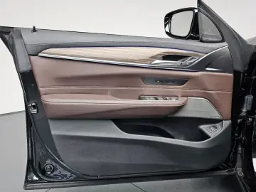 2023 BMW 6 серии с пробегом 74 259 км