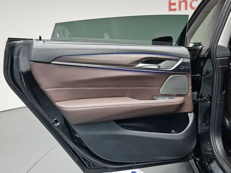 2023 BMW 6 серии с пробегом 74 259 км
