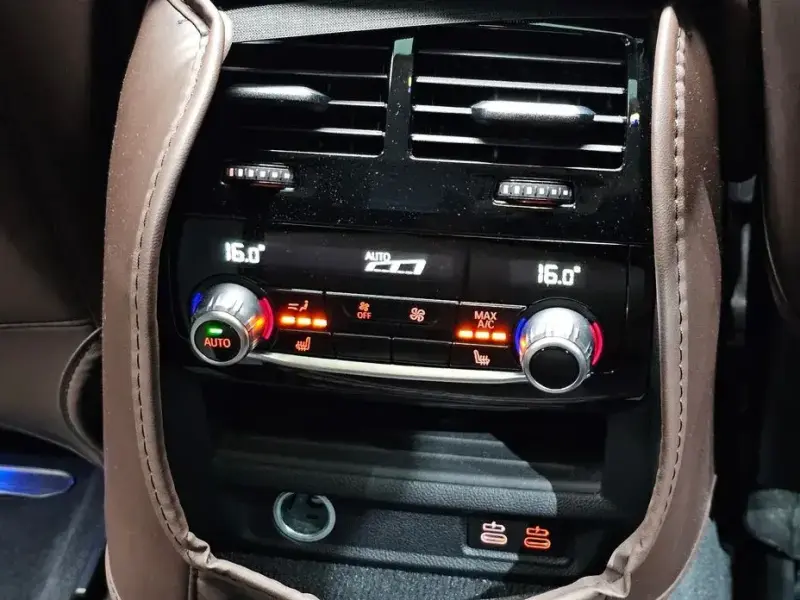 2023 BMW 6 серии с пробегом 74 259 км