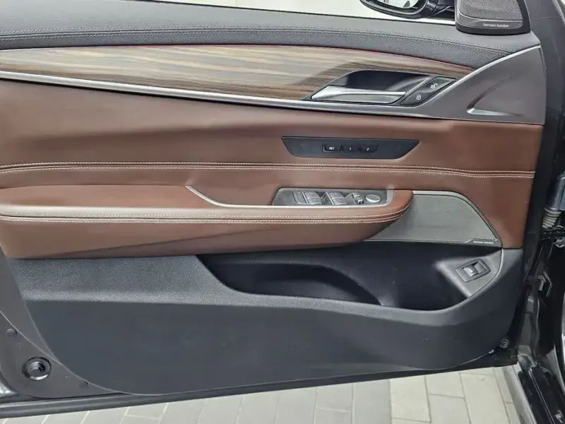 2021 BMW 6 серии с пробегом 68 019 км