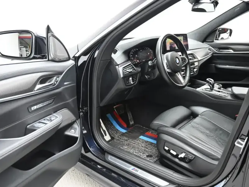 2023 BMW 6 серии с пробегом 102 586 км