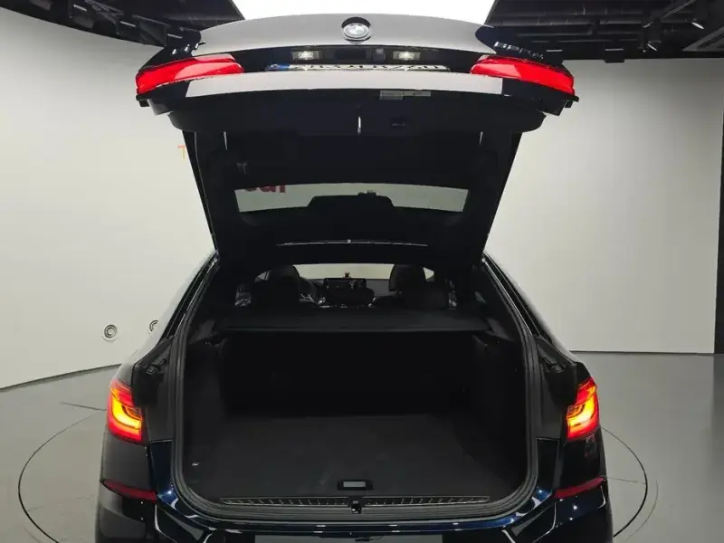 2022 BMW 6 серии с пробегом 115 836 км