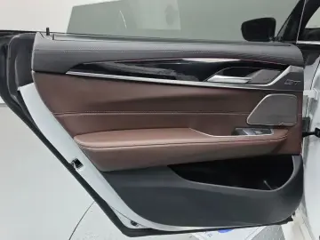 2022 BMW 6 серии с пробегом 62 079 км