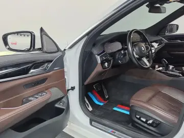 2022 BMW 6 серии с пробегом 62 079 км