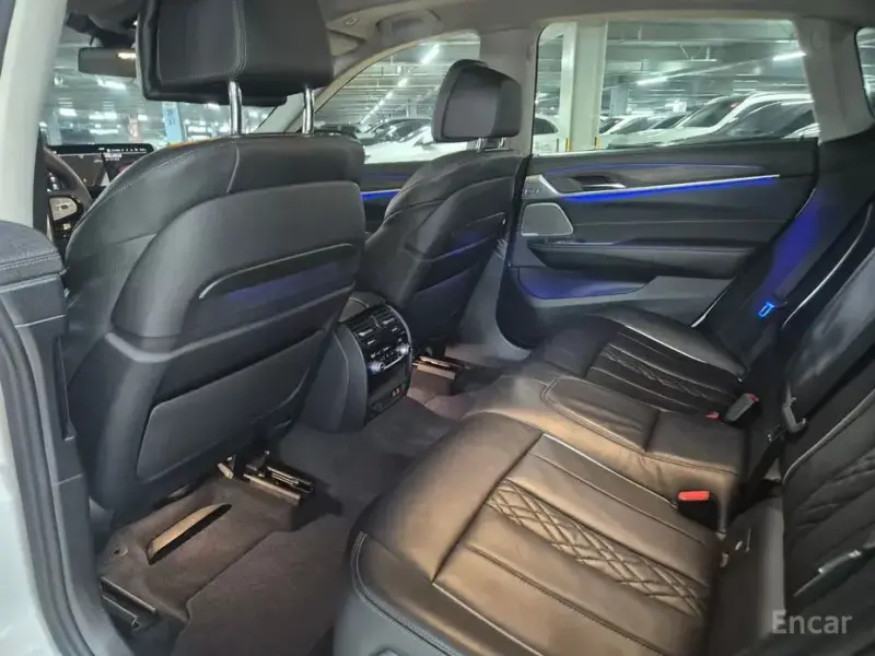 2022 BMW 6 серии с пробегом 70 864 км