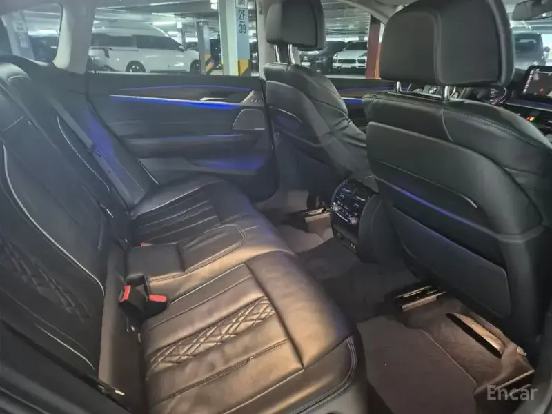 2022 BMW 6 серии с пробегом 70 864 км
