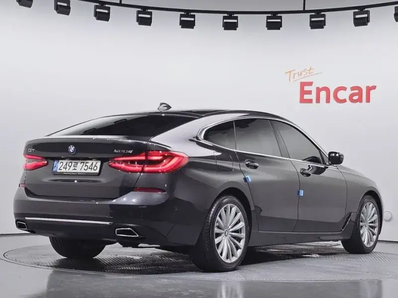 2022 BMW 6 серии с пробегом 67 299 км