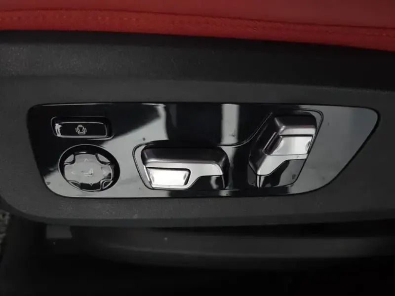 2024 BMW XM с пробегом 39 481 км