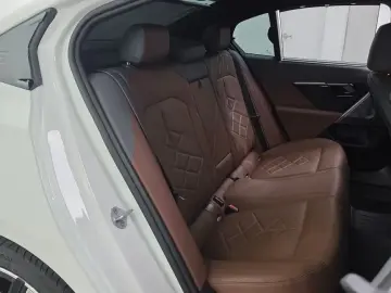 2024 BMW i5 с пробегом 31 683 км