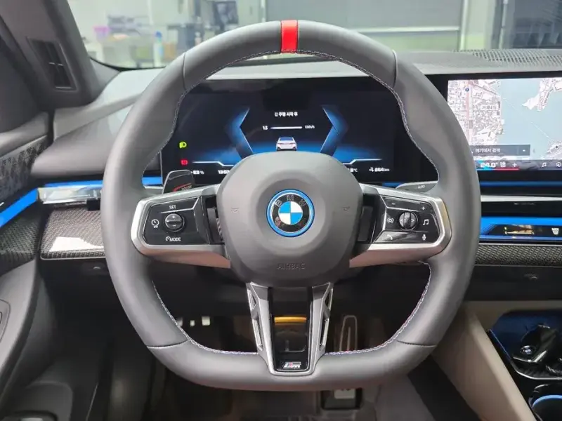 2024 BMW i5 с пробегом 31 683 км