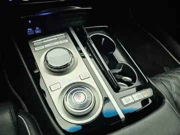 2023 Genesis G80 с пробегом 48 674 км