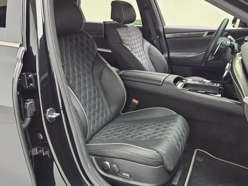 2023 Genesis G80 с пробегом 48 674 км