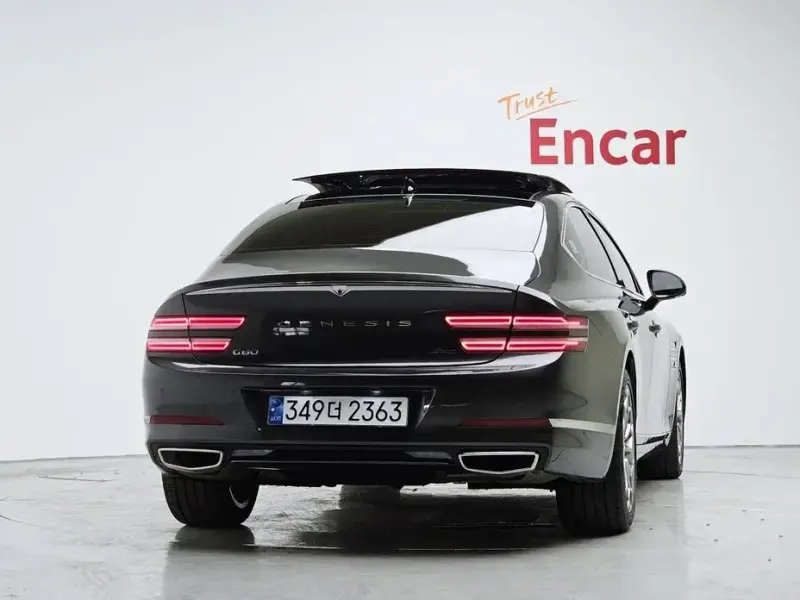 2023 Genesis G80 с пробегом 34 951 км