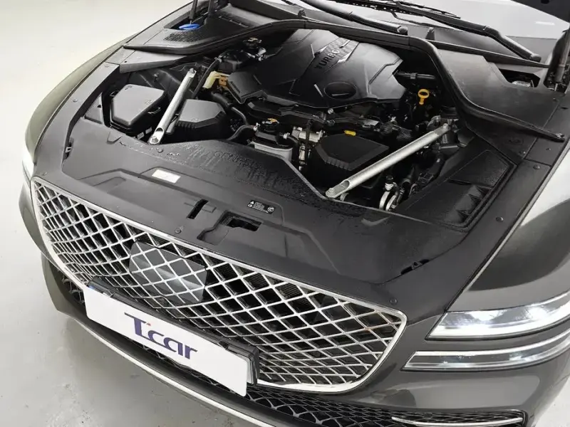 2023 Genesis G80 с пробегом 34 951 км