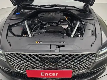 2023 Genesis G80 с пробегом 39 607 км