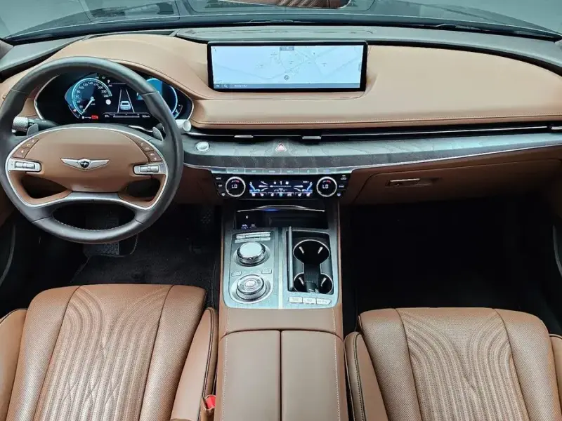 2023 Genesis G80 с пробегом 39 607 км