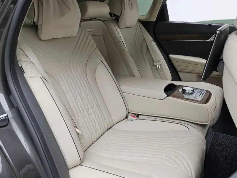 2023 Genesis G80 с пробегом 34 951 км
