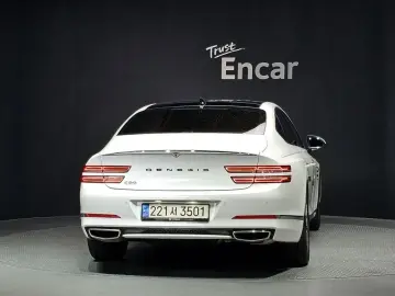 2023 Genesis G80 с пробегом 26 028 км