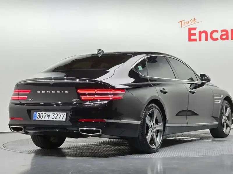 2023 Genesis G80 с пробегом 24 088 км