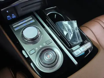 2023 Genesis G80 с пробегом 26 028 км