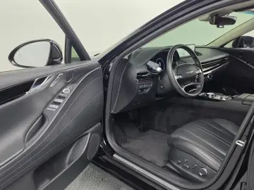 2023 Genesis G80 с пробегом 24 088 км