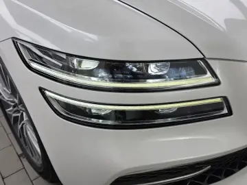 2023 Genesis G80 с пробегом 26 028 км
