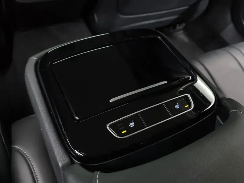 2023 Genesis G80 с пробегом 24 088 км