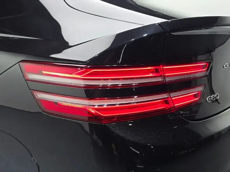 2023 Genesis G80 с пробегом 24 088 км