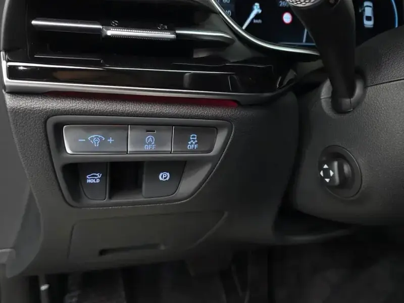 2023 Genesis G80 с пробегом 24 088 км