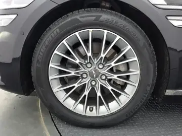 2023 Genesis G80 с пробегом 62 931 км