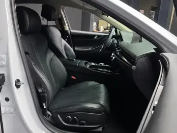 2023 Genesis G80 с пробегом 37 041 км
