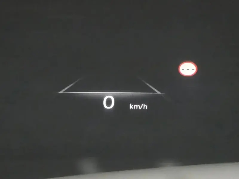 2023 Genesis G80 с пробегом 37 041 км