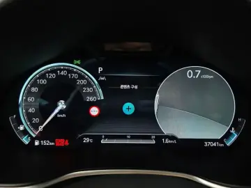 2023 Genesis G80 с пробегом 37 041 км