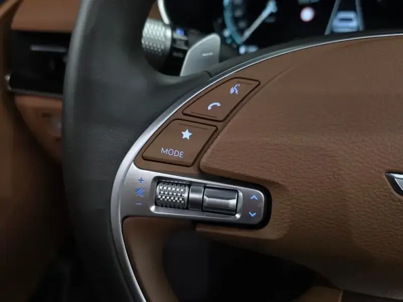 2023 Genesis G80 с пробегом 62 931 км