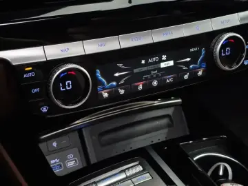 2023 Genesis G80 с пробегом 62 931 км