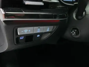 2023 Genesis G80 с пробегом 37 041 км