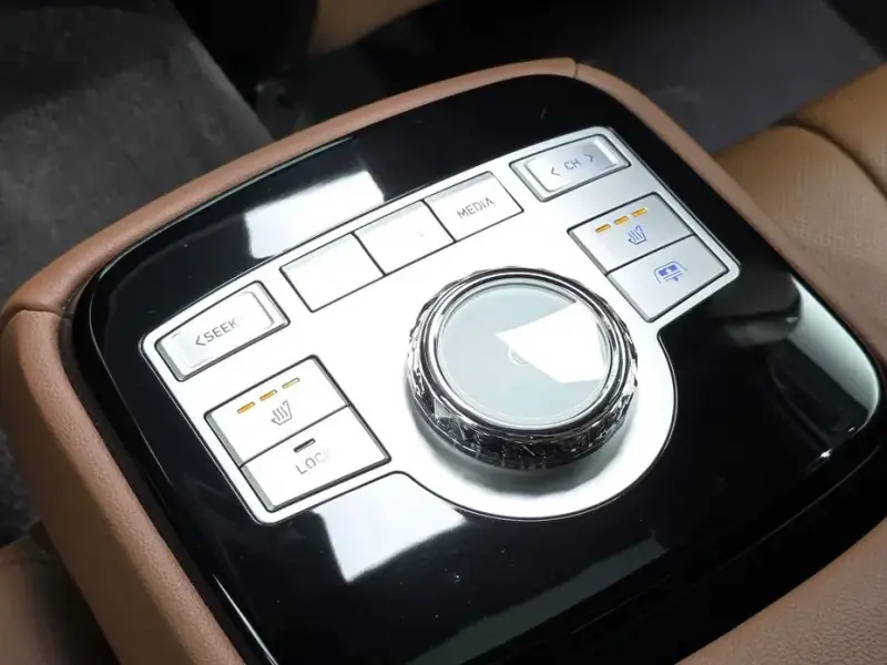 2023 Genesis G80 с пробегом 62 931 км